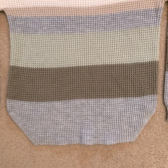 Cloud Chaser V Neck Striped Knit Sweater Womens Size Medium White Green Blue - Picture 7 of 9